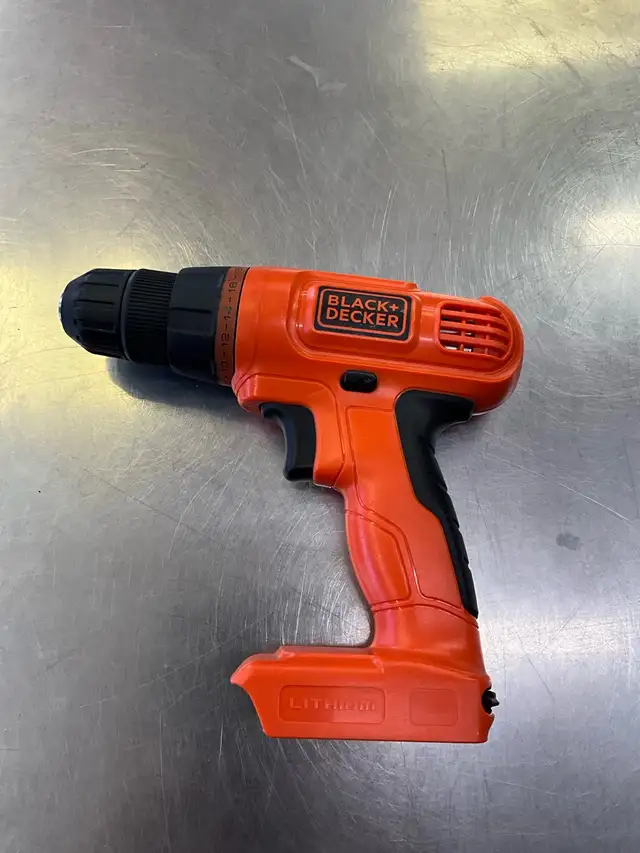 Perceuse black and Decker