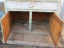 PAST and PRESENT ANTIQUES - HANDMADE  PINE STEPBACK CUPBOARD - Photo 4