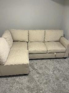 SECTIONAL COUCH