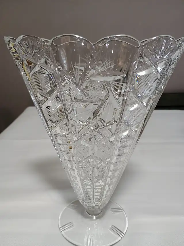 Vintage Hofbauer Germany Pinwheel Lead Crystal Footed Trumpet