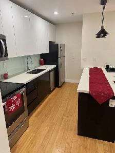 REDUCED to $1850 if Rented by Nov 2 Bed 2 Bath at The Academy - Photo 2