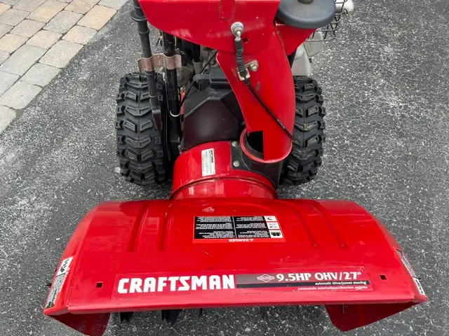 Souffleuse Craftsman (intek snow) 9.5 HP 27``` !
