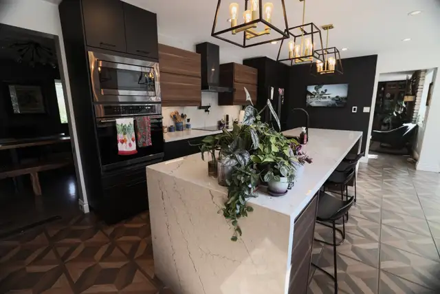 Modern Kitchen Island and Countertop