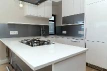 Modern Kitchen Cabinetry and Countertop Set