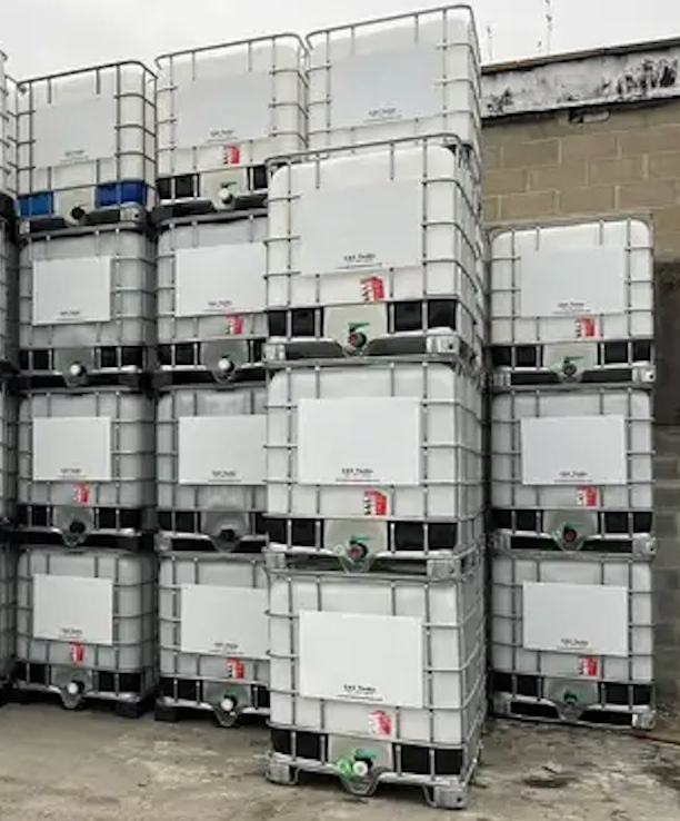 30 1000L water totes for sale in Newmarket