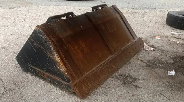 HLA 66in Heavy Duty Skid Steer Bucket - 15.5 cu ft