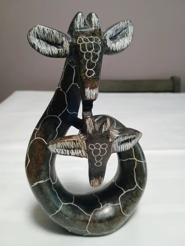 Artisan Provenance Hand-carved using generations-old traditional