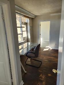 3 BDRM Apt, utilities, parking included, Nov 1st, Keele & Wilson - Photo 3