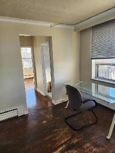 3 BDRM Apt, utilities, parking included, Nov 1st, Keele & Wilson - Photo 4