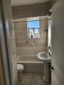 3 BDRM Apt, utilities, parking included, Nov 1st, Keele & Wilson - Photo 6