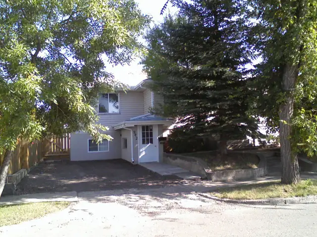 Spacious furnished basement suite in North Battleford