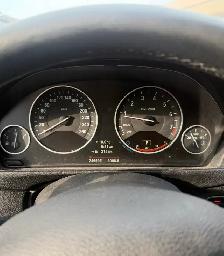 2014 BMW 320I - Photo 5