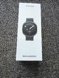 BNIB SAMSUNG Galaxy Watch 9-44mm Black