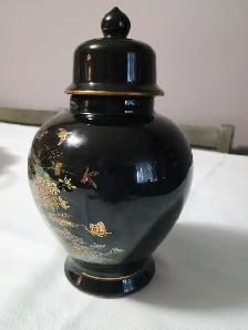 Mint-Vintage Japanese Hand-Painted Ginger Jar with Lid and Stand - Photo 5