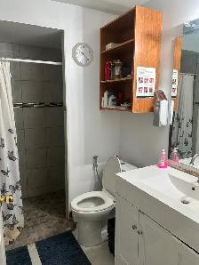 Room For Rent - Photo 3