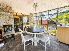 Furnished 5½ All-Inc – 3 Bed   Yard   Storage   Open Garage - Photo 4