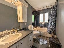 Furnished 5½ All-Inc – 3 Bed   Yard   Storage   Open Garage - Photo 8