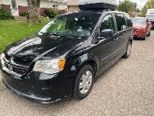 Dodge Grand Caravan - Photo 2