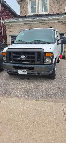 2010 Ford E-150 Econoline Cargo Van — Mechanic Special / As-Is - Photo 7