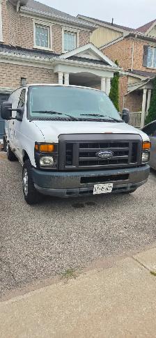 2010 Ford E-150 Econoline Cargo Van — Mechanic Special / As-Is - Photo 10