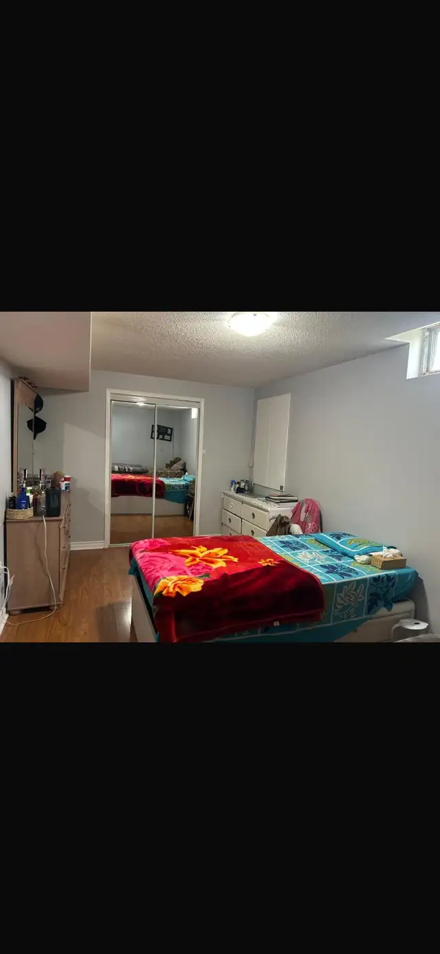 BASEMENT APARTMENT FOR RENT NEAR SHERIDAN COLLEGE