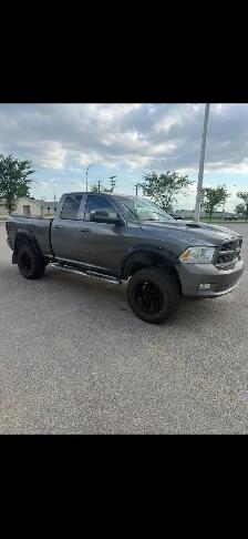 2012 dodge ram 1500 quad cab, 5.7L (safetied) - Photo 3