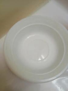 Avon Delft Blue White Milk Glass Pitcher (Decanter) & Basin Set - Photo 5