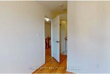 Town House - Photo 3