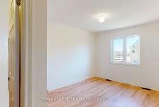 Town House - Photo 4