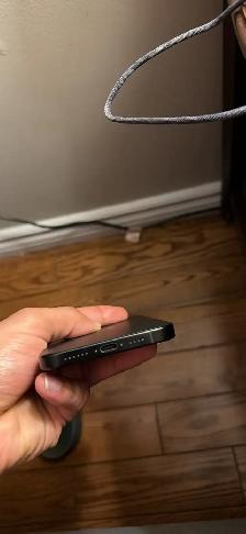 iPhone 16 Pro Max – Excellent Condition | 89% Battery Healt - Photo 4