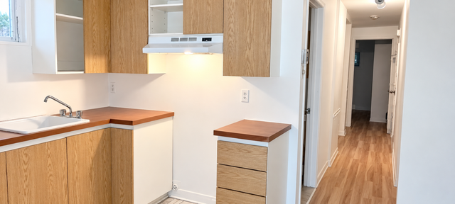 À LOUER — 3 ½ —  Plateau Mont-Royal (Montreal) dispo maintenant