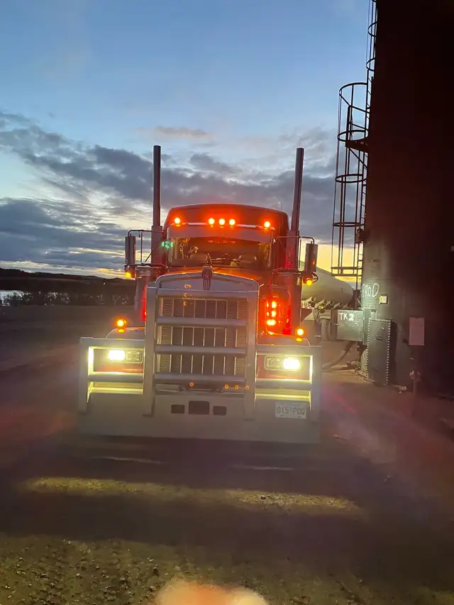 class 1A driver looking for work ASAP.