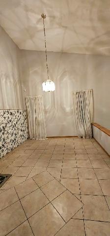 3-Bedroom Bi-Level Upper Floor for Rent – Monterey Park, NE - Photo 3