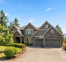 2 bedroom ground level, Surrey Fraser Heights