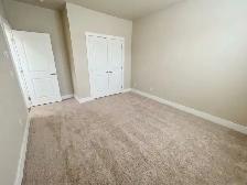 2 bedroom ground level, Surrey Fraser Heights - Photo 6