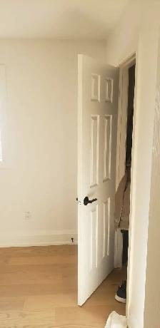 Bright Room for rent on upper level whitby - Photo 5