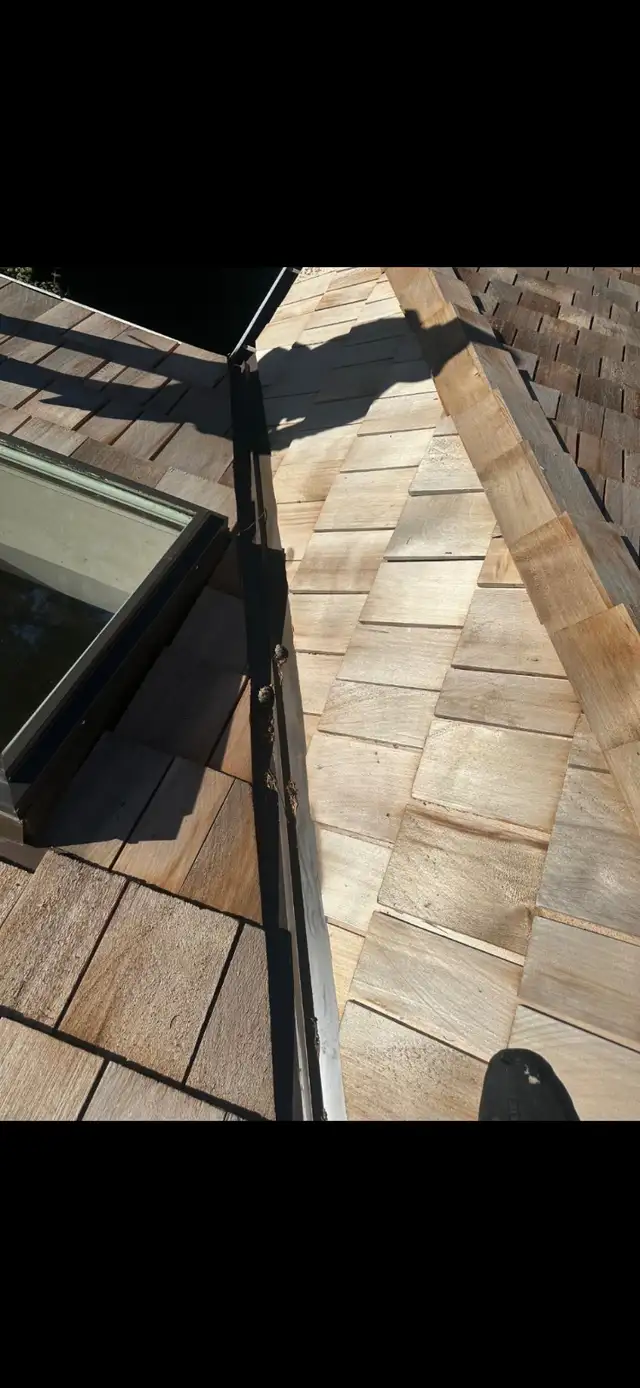 Cedar shakes 24 inch 1/2 hand split tapered