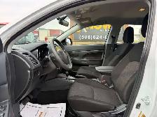 2026 Mitsubishi RVR AWD! CLEAN CARFAX! LOW KMS! FULL FACTORY WAR - Photo 13