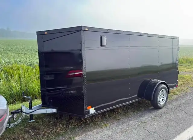 REMORQUE FERMÉE CARGO 2027 – 6’ x 12’ – GALVANISÉE !