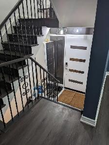 Spacious 3 1 Bed, 3-Bath Home DVP and Lawrence Ave E for rent - Photo 3