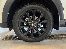 2018 Toyota Rav4 Trail No Accidents | Extra Winter Tires - Photo 9