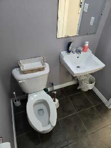Commercial Plaza Office Space for Lease - 550 Sq Ft, Unit 13 Upp - Photo 6