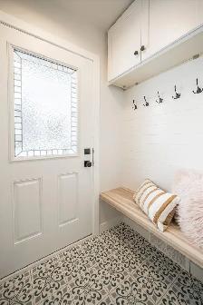 Great Main Floor Suite! - Photo 8
