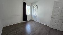 4 1/2 bien éclairé et rénové - Photo 8