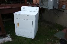 Sécheuse a linge fonctionnelle (Livraison possible)