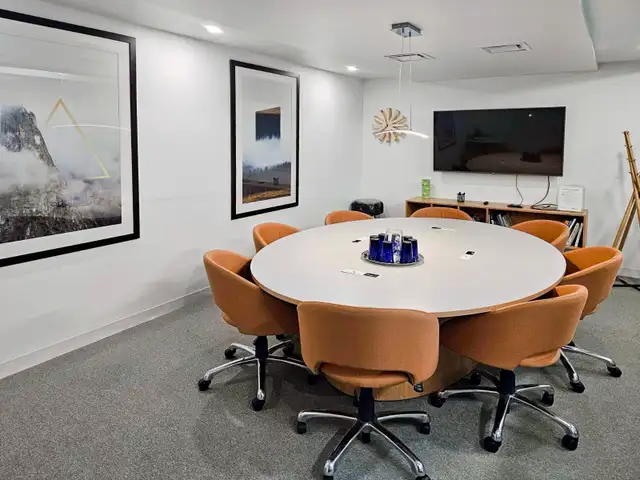 Professional Private Offices | Reception   Wi-Fi | (Barrie)​
