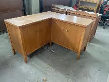 Buffet en coin  Beau look ‘’années 60’’