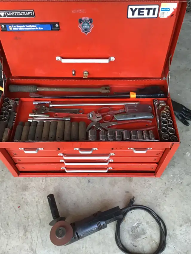 MECHANICS TOP TOOLBOX, FULL OF TOOLS, SAE & METRIC