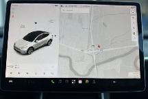 2020 Tesla Model Y LONG RANGE AWD ONE OWNER | NO ACCIDENTS | FSD - Photo 11