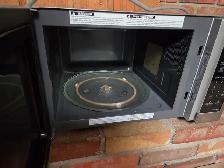 Used Panasonic microwave oven for sale - Photo 2